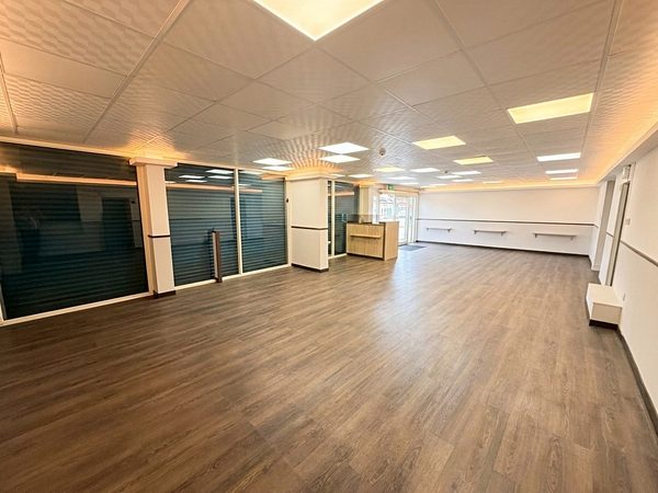 近福和橋【黃金店面】可報稅★可入籍★可停車