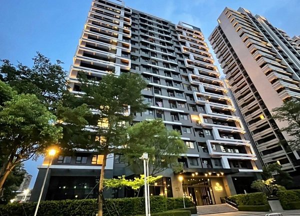副都心優質一大房兩廳一陽台+坡平車位