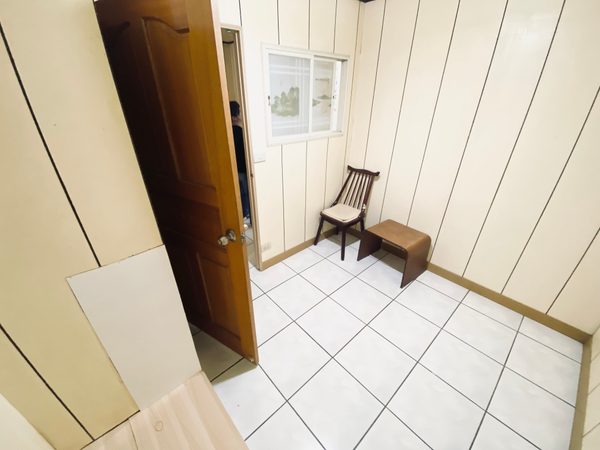 新北市新店區中興路二段100巷13號5+1F