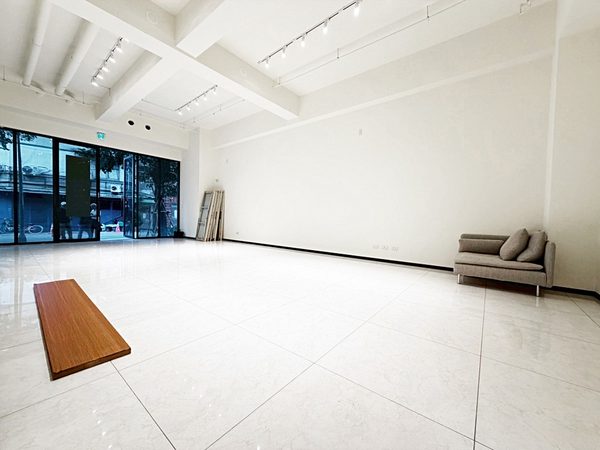 延平學區【黃金店面】車位洽★雙層使用★面寬6米5