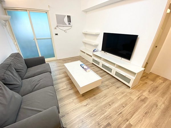 近捷運中山【電梯1房1廳】可補助★報稅養寵★獨洗陽台