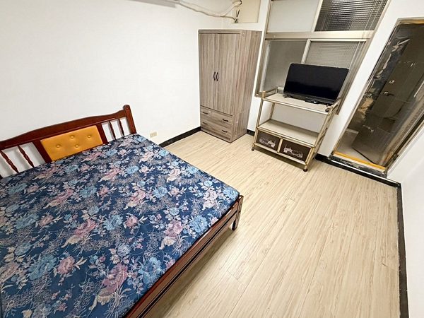 近捷運府中【超值租案】免爬梯★近商圈★小資首選