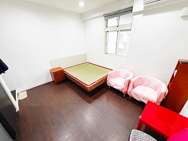 遠東世紀廣場【超值租案】可補助★獨立衛浴★女性專屬