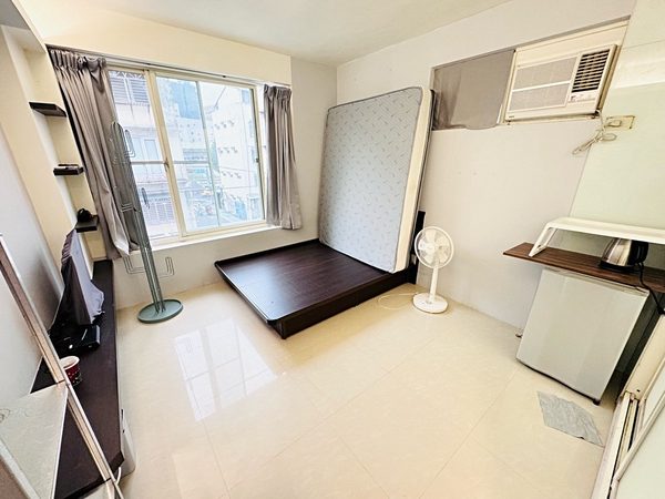 捷運劍南路1分【超值租案】流理台★獨洗衣機★女性專屬