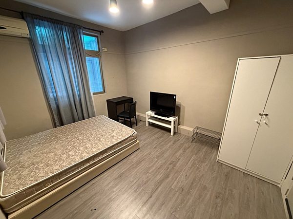 捷運市政府5分【優質2房1衛】可寵物★有陽台★皆有窗