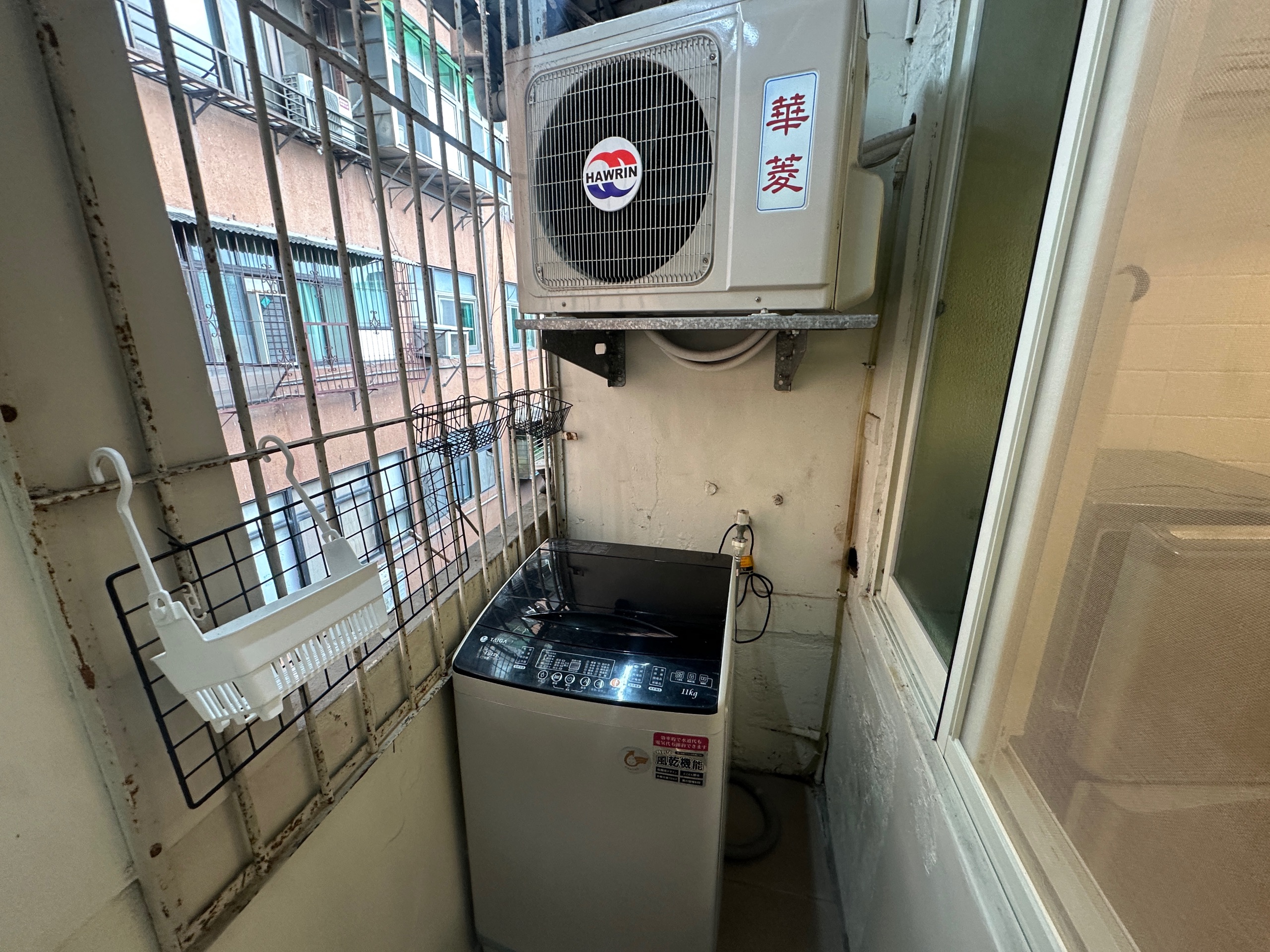 捷運南京復興4分【超值1房1廳】寵物洽★附傢俱★洗衣機(第7張)