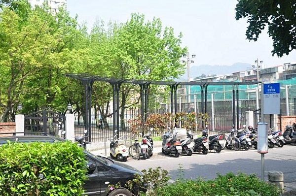 北醫學生宿舍旁安靜套房出租，樓下無餐廳