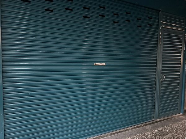 石牌近捷運站自強市場店面