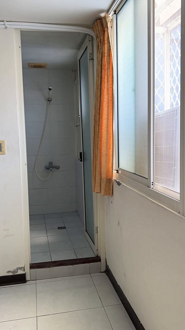 近南勢角捷運站大套房—不要錯過喔