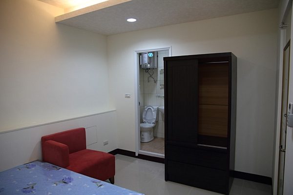 南京復興捷運站旁獨立套房(附家具)