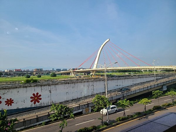 大直明水路景觀宅四房附傢俱平面車位出租