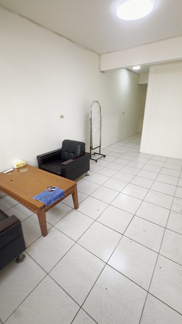 全新翻新/兩房一廳一衛浴/乾濕分離/進捷運站/天然瓦斯