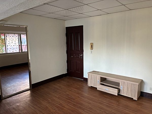 中山北路二段/整層公寓/雙捷運，房租可談